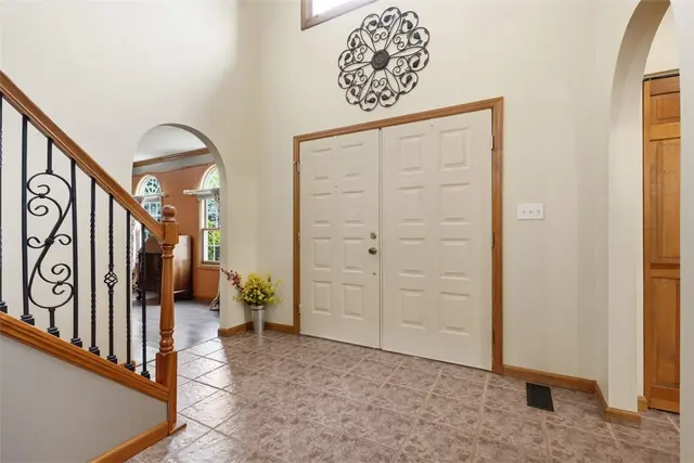 151 Woodbine Dr gallery image 33