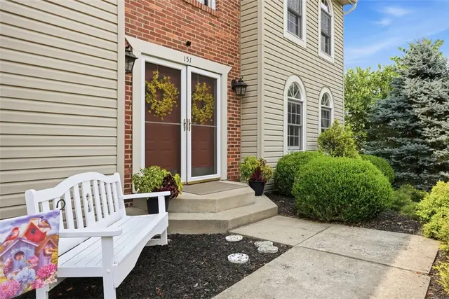 151 Woodbine Dr gallery image 34