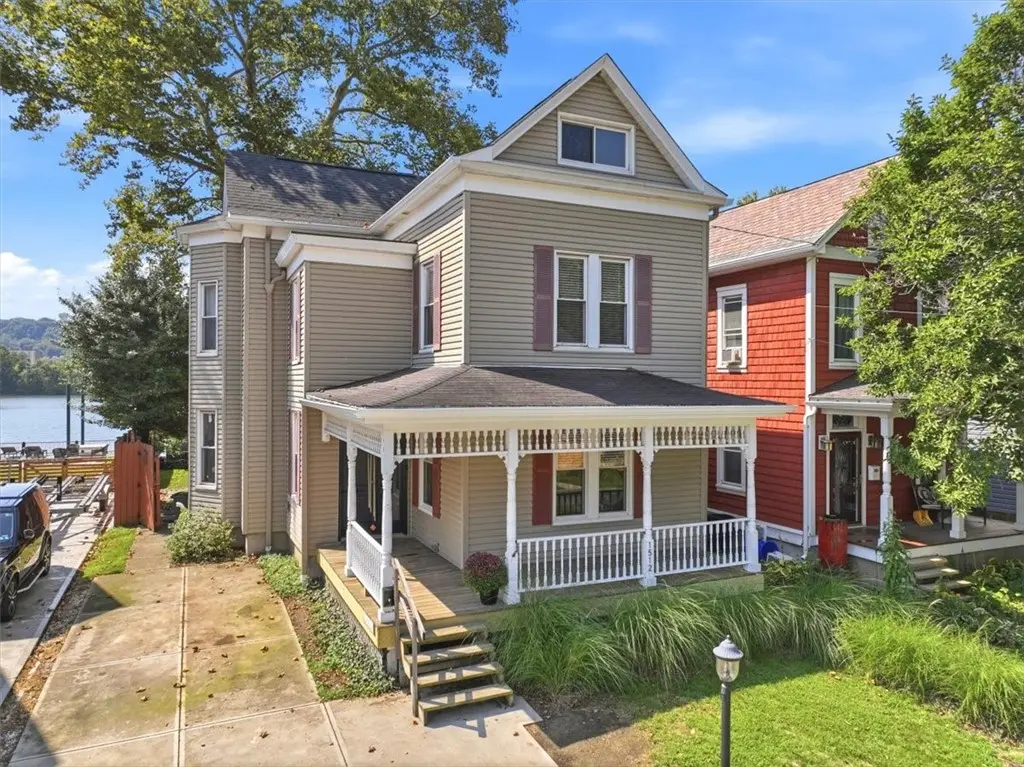 1512 Center