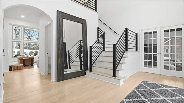 1514 Fox Chase Dr gallery image 9