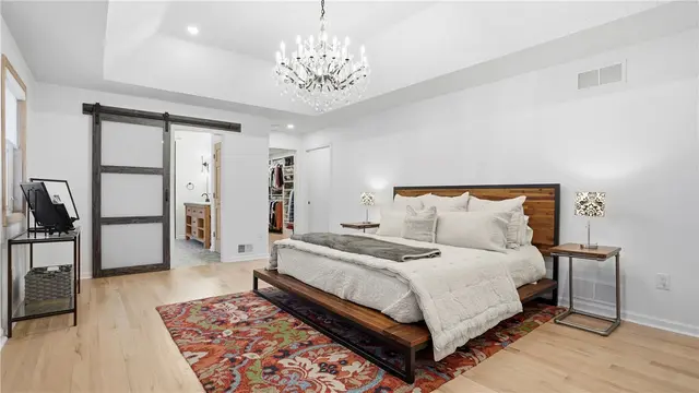 1514 Fox Chase Dr gallery image 20