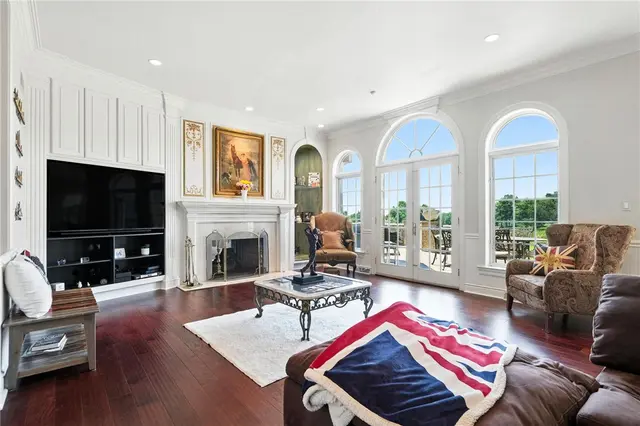 152 Sebago Lake Dr gallery image 11