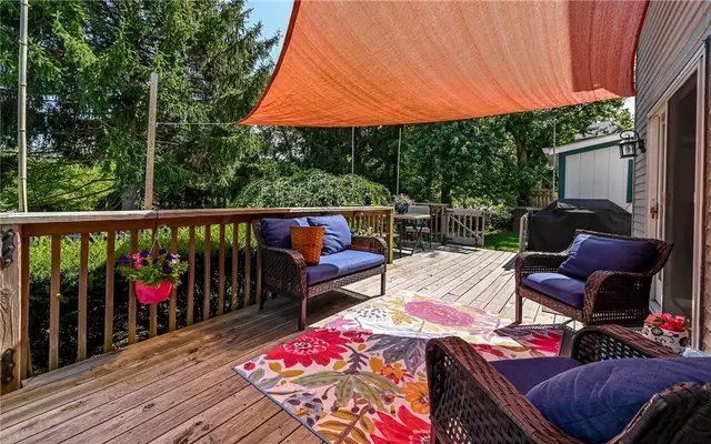 1523 Mountainview Dr gallery image 5