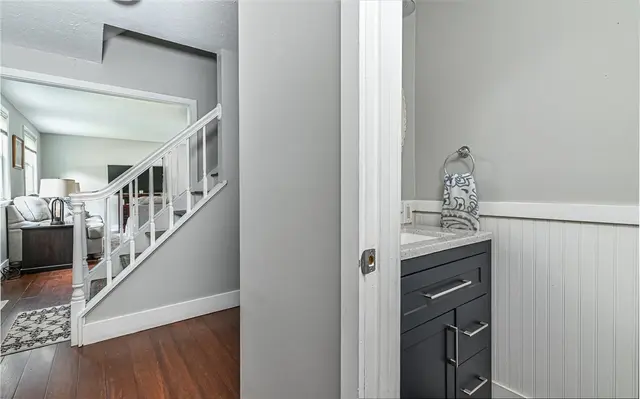 1523 Mountainview Dr gallery image 14