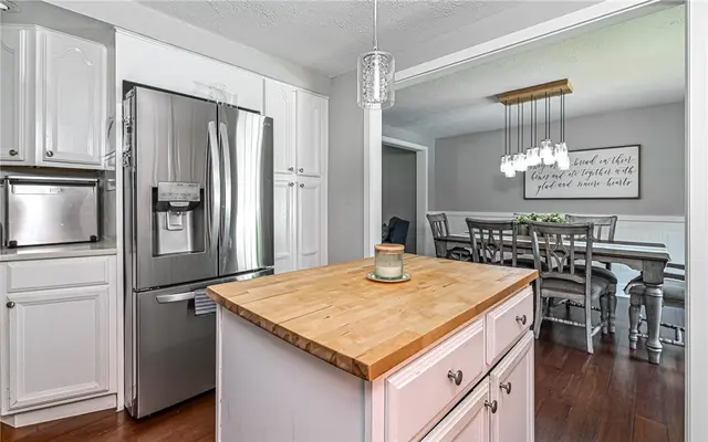 1523 Mountainview Dr gallery image 26
