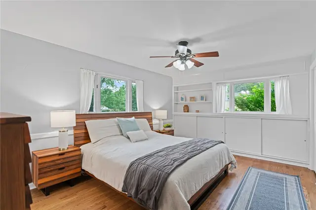1527 W Ingomar Rd gallery image 11