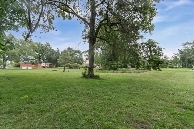 1527 W Ingomar Rd gallery image 25