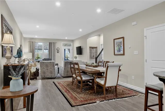 153 Dana Dr gallery image 5