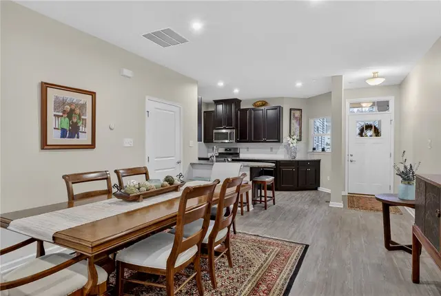 153 Dana Dr gallery image 8
