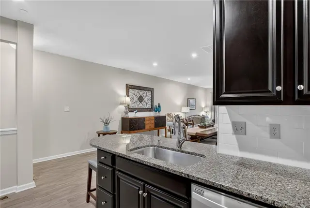 153 Dana Dr gallery image 12