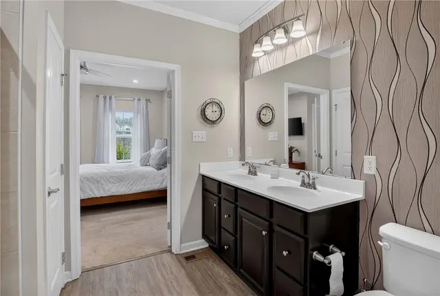 153 Dana Dr gallery image 27