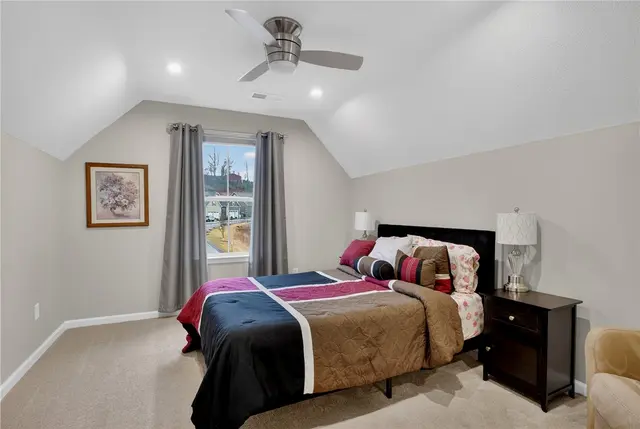 153 Dana Dr gallery image 30