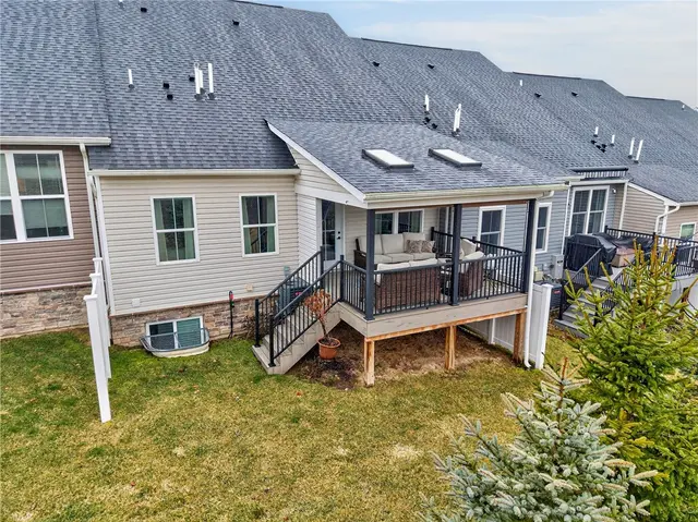 153 Dana Dr gallery image 45