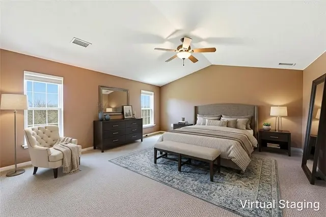 153 Hunter Drive gallery image 11