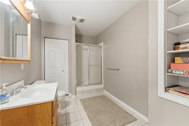 153 Hunter Drive gallery image 36