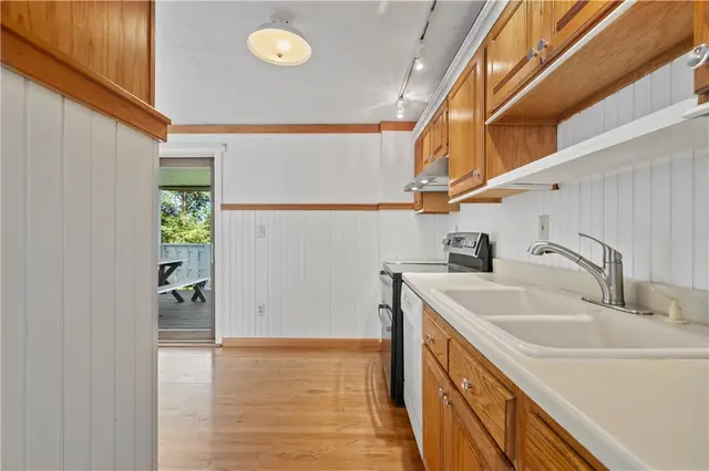 153 Pintail Rd gallery image 11