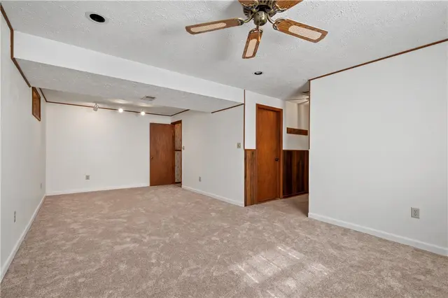 153 Pintail Rd gallery image 15