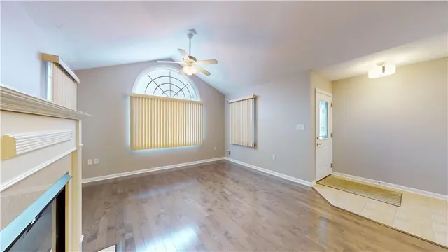 153 Steeplechase Cir gallery image 6