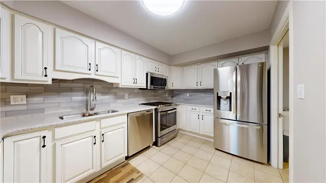 153 Steeplechase Cir gallery image 7