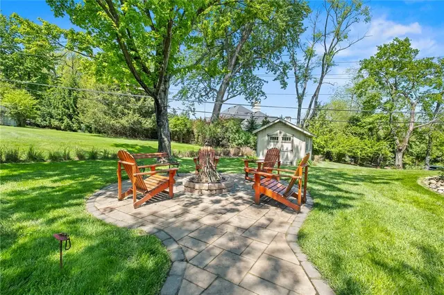 1530 King John Dr gallery image 25