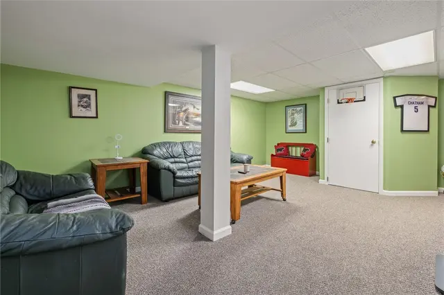 1530 King John Dr gallery image 33