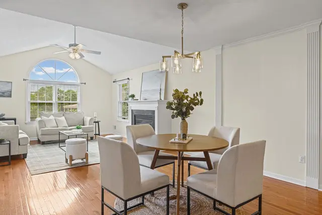 1532 Palmer Way gallery image 10