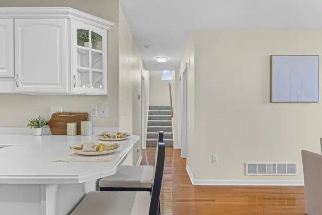 1532 Palmer Way gallery image 11