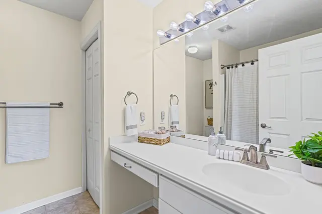 1532 Palmer Way gallery image 47