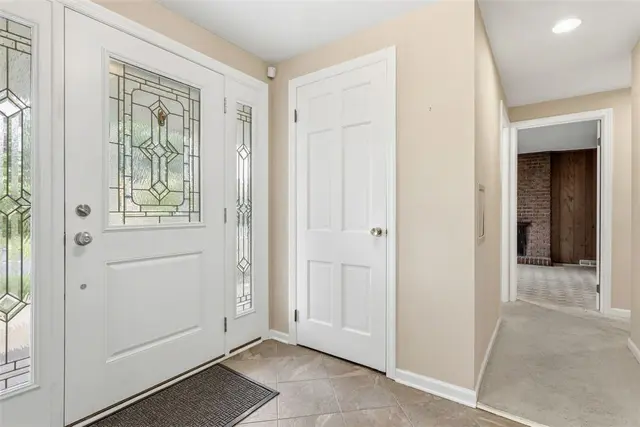 1534 King Charles Drive gallery image 14