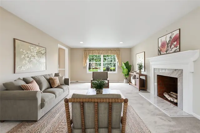 1534 King Charles Drive gallery image 26