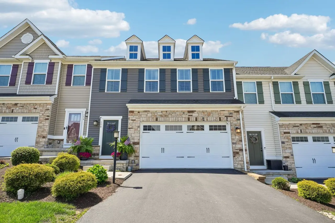 154 Dana DRIVE
