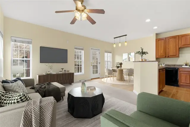 154 Southern Valley Ct gallery image 5