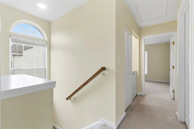 154 Southern Valley Ct gallery image 11