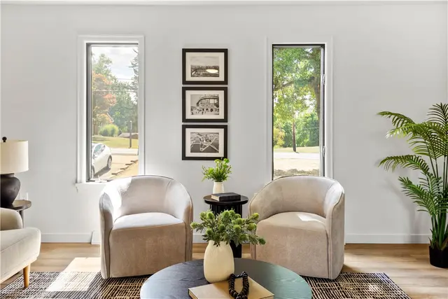 1546 W Ingomar Road gallery image 4