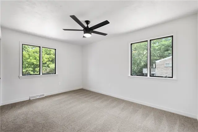 1546 W Ingomar Road gallery image 20
