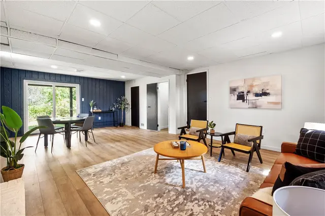 1546 W Ingomar Road gallery image 24