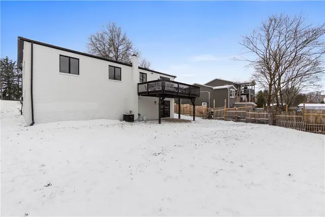 1546 W Ingomar Road gallery image 27