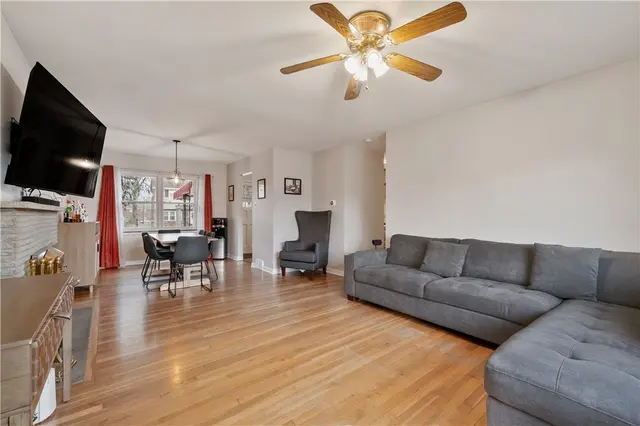 155 Bradley Lane gallery image 2