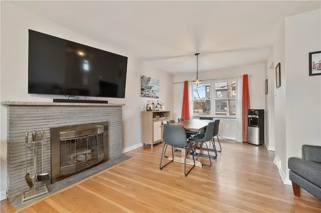 155 Bradley Lane gallery image 5