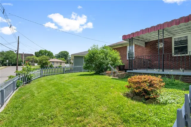 155 Bradley Lane gallery image 23