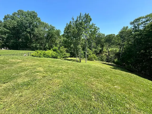 155 Broadbent Road gallery image 12