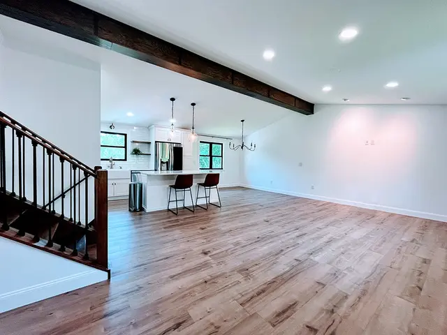 155 Broadbent Road gallery image 30