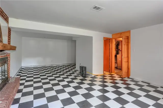 1557 Lenora Dr gallery image 25