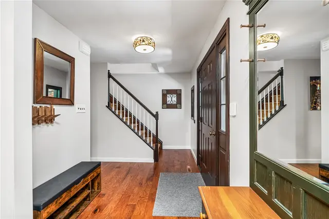 1558 Garvin Road gallery image 17