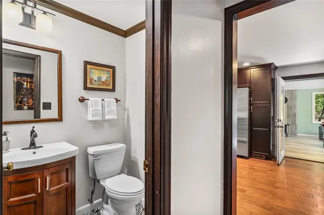 1558 Garvin Road gallery image 22
