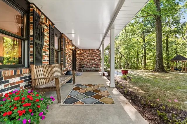 1558 Garvin Road gallery image 23