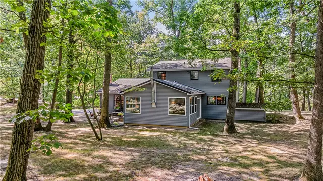 1558 Garvin Road gallery image 24