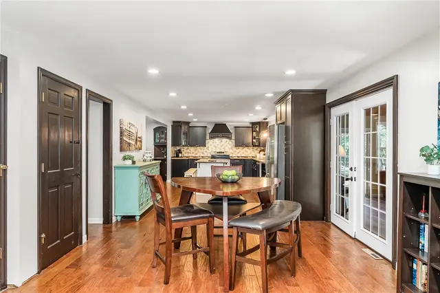 1558 Garvin Road gallery image 29