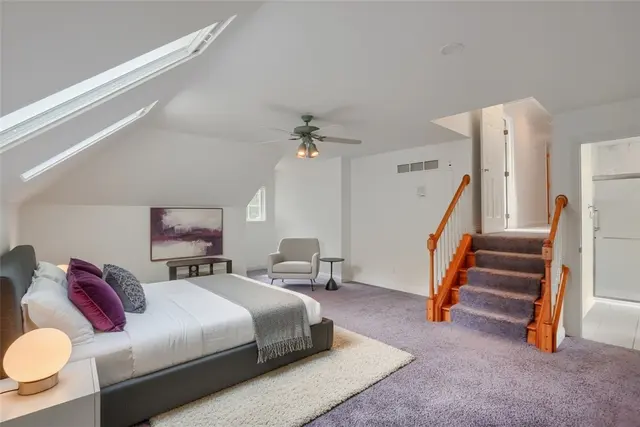 1561 Barrington Drive gallery image 32