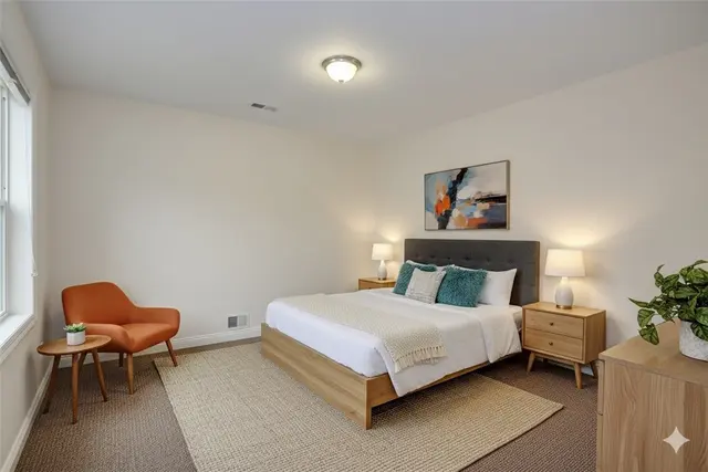 1561 Barrington Drive gallery image 39